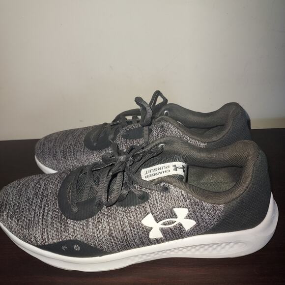 Under Armour Men's Sneakers 10M Charged Pursuit Athletic Lace Up Black White - Picture 2 of 13